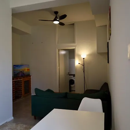 Delta 6 Nicosia Apartment *