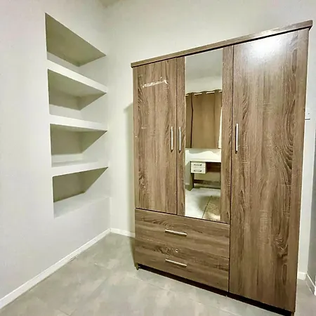 Delta 6 Nicosia Apartment *